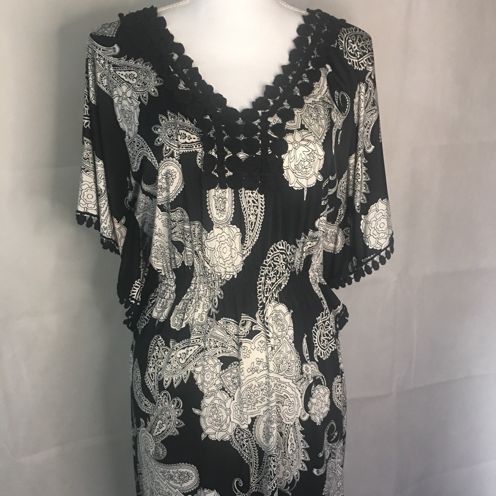 Sequin Hearts Batwing Dress Black & White